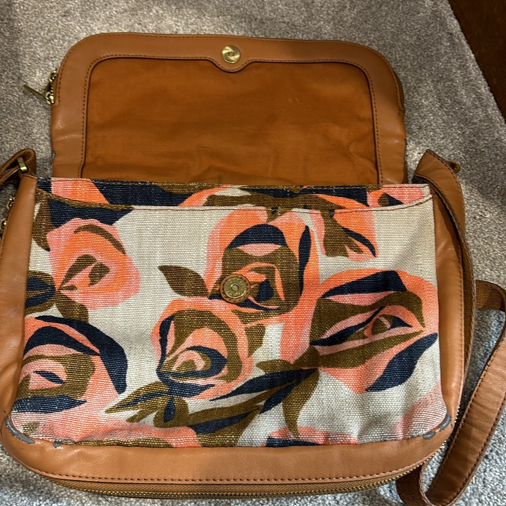 Fossil purse used - Picture 2 of 4